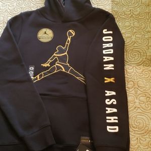Jordan X Asahd sweatshirt boys size Large